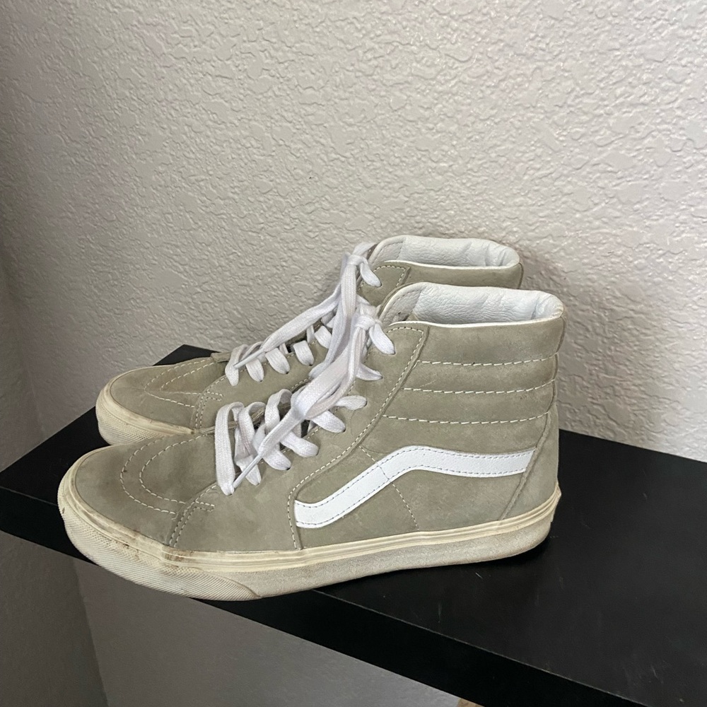 Vans Sage Green High Top women’s size 9